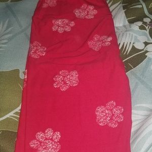 Lularoe os paw print